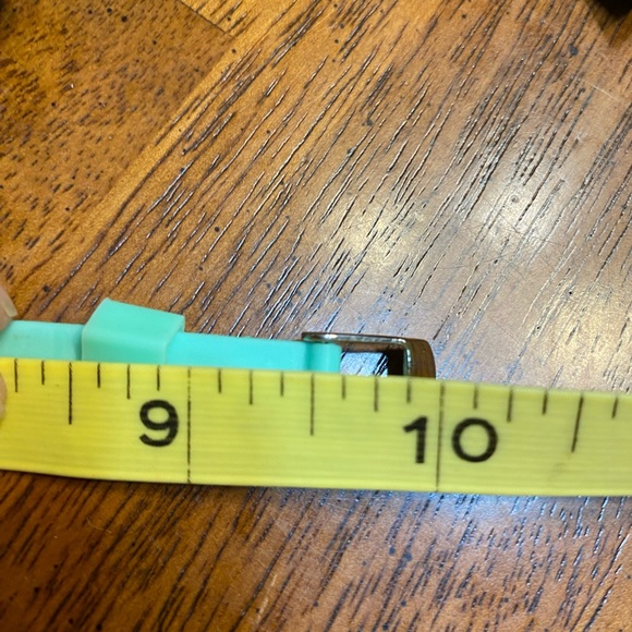 Silicone replacement bands for Fitbit.  And charger. - Picture 8 of 9